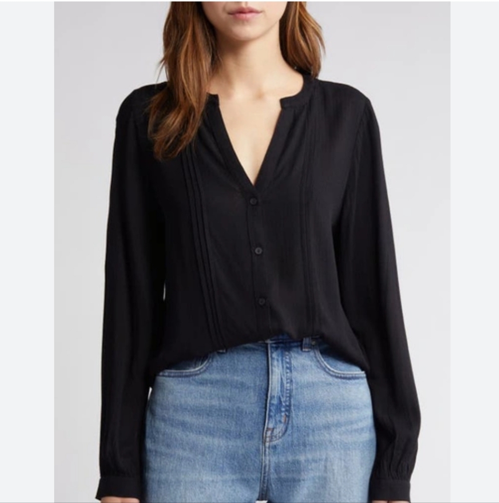 Treasure & Bond Pleated Long Sleeved Peasant Black Button-Up Blouse, Medium